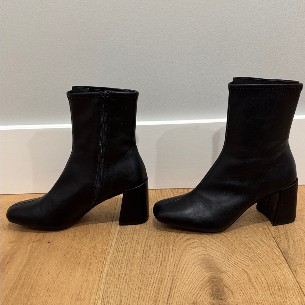 A New Day Pippa stretch faux leather ankle boots Sz 6.5 - Picture 4 of 13